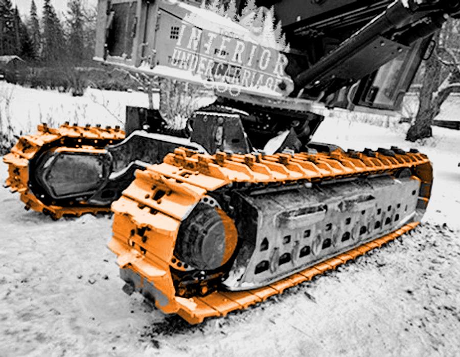 Steel tracks on a working machine